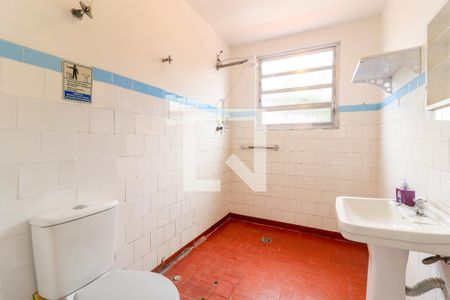 Banheiro de apartamento para alugar com 1 quarto, 40m² em Chácara Santo Antônio (zona Sul), São Paulo