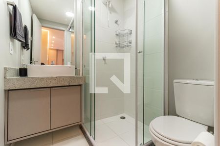 Banheiro de kitnet/studio para alugar com 1 quarto, 24m² em Vila Buarque, São Paulo