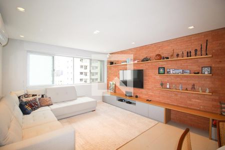 Sala de apartamento para alugar com 3 quartos, 113m² em Moema, São Paulo