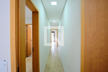 Corredor de casa para alugar com 3 quartos, 145m² em Vila Santa Isabel, São Paulo