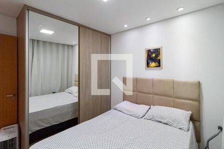 Quarto 1 de apartamento à venda com 2 quartos, 50m² em Cabral, Contagem