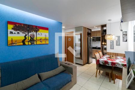 Sala de apartamento à venda com 2 quartos, 50m² em Cabral, Contagem