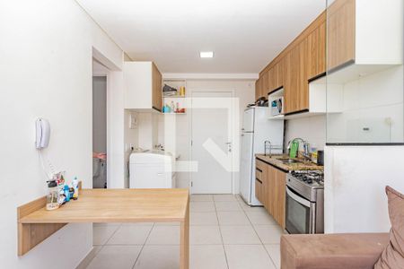 Sala de apartamento para alugar com 2 quartos, 32m² em Parque Fongaro, São Paulo