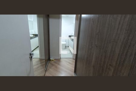 Corredor de casa à venda com 3 quartos, 105m² em Vila Andrade, São Paulo