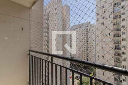 Varanda de apartamento à venda com 3 quartos, 56m² em Jardim Cocaia, Guarulhos