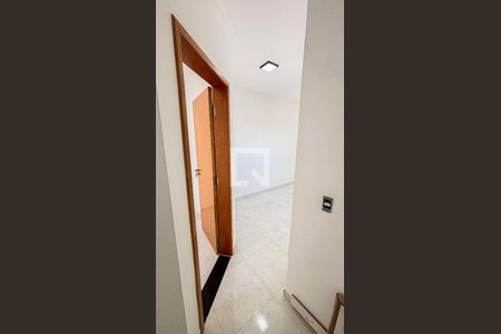 Corredor de apartamento para alugar com 2 quartos, 90m² em Vila Helena, Santo André