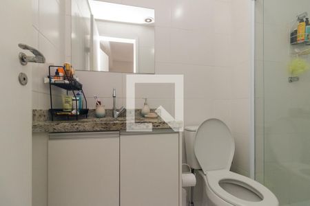 Banheiro de apartamento à venda com 1 quarto, 29m² em Santa Ifigênia, São Paulo