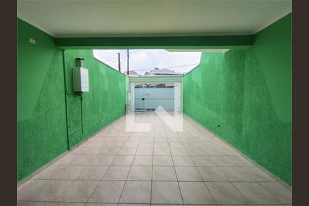 Casa à venda com 3 quartos, 180m² em Vila Camilópolis, Santo André