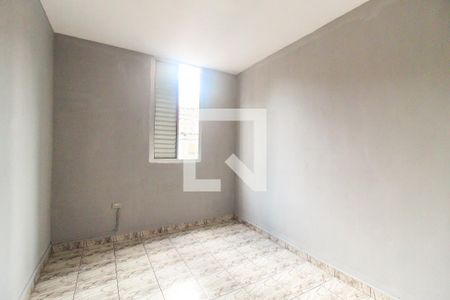 Quarto 2 de apartamento para alugar com 2 quartos, 60m² em Conjunto Residencial José Bonifácio, São Paulo