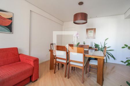 Sala de apartamento à venda com 2 quartos, 84m² em Cambuí, Campinas