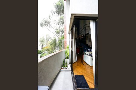 varanda / serviço de kitnet/studio à venda com 1 quarto, 60m² em Vila Andrade, São Paulo