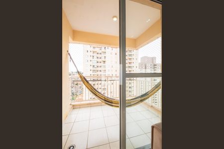 Sacada de apartamento para alugar com 2 quartos, 49m² em Novo Osasco, Osasco