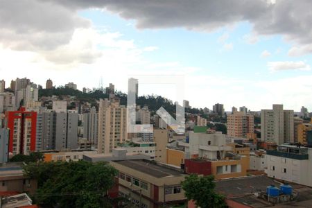 Vista da Sala de apartamento à venda com 3 quartos, 128m² em Santo Antônio, Belo Horizonte