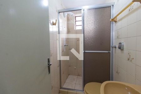 Banheiro de kitnet/studio para alugar com 1 quarto, 50m² em Morro do Espelho, São Leopoldo