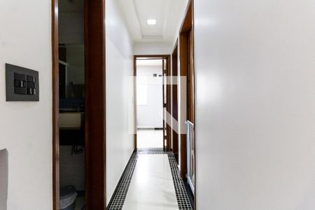 Corredor de apartamento à venda com 3 quartos, 69m² em Vila Caraguata, São Paulo