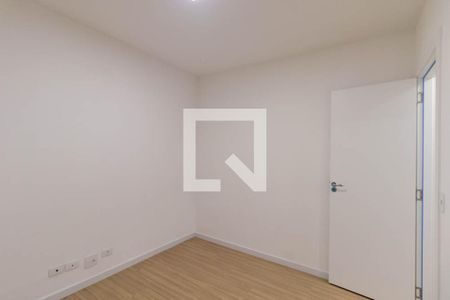 Quarto 1 de apartamento para alugar com 2 quartos, 54m² em Santa Cândida, Curitiba