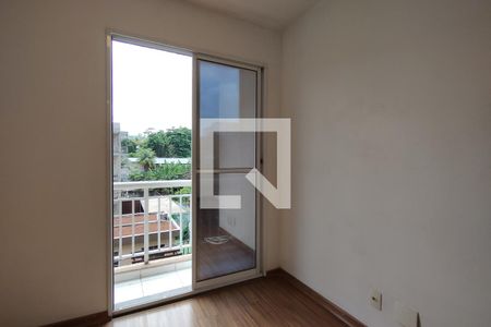 Sala de apartamento para alugar com 2 quartos, 46m² em Taquara, Rio de Janeiro