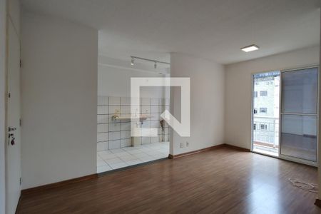 Sala de apartamento para alugar com 2 quartos, 46m² em Taquara, Rio de Janeiro