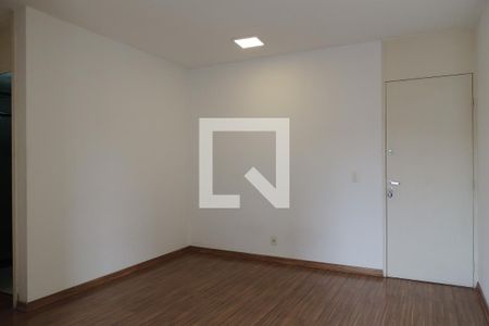 Sala de apartamento para alugar com 2 quartos, 46m² em Taquara, Rio de Janeiro