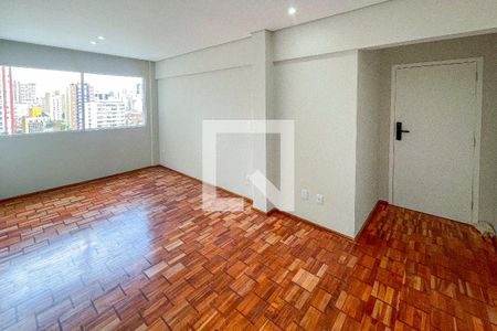 Sala de apartamento à venda com 2 quartos, 65m² em Pinheiros, São Paulo