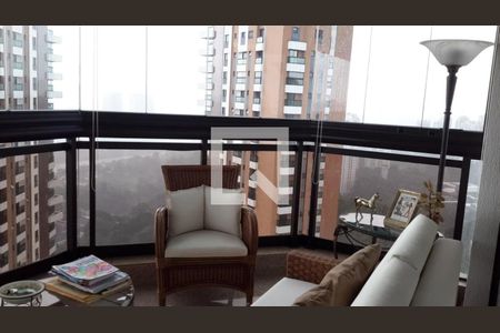 Foto 03 de apartamento à venda com 5 quartos, 244m² em Paraíso do Morumbi, São Paulo