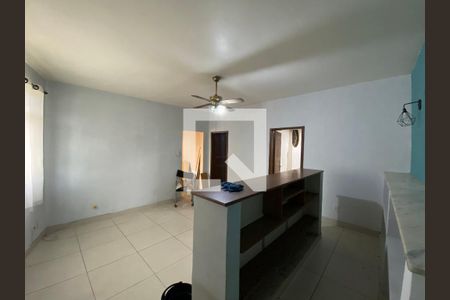 Sala de casa à venda com 5 quartos, 300m² em Cachambi, Rio de Janeiro