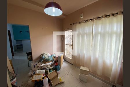 Sala de casa à venda com 5 quartos, 300m² em Cachambi, Rio de Janeiro