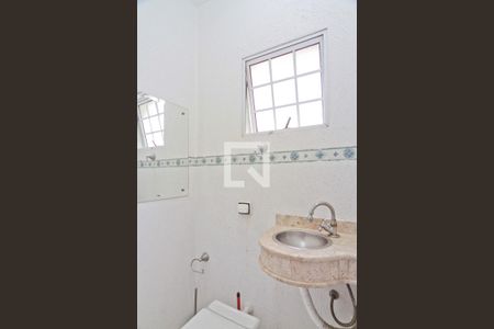 Lavabo de casa de condomínio à venda com 3 quartos, 90m² em Vila Ester (zona Norte), São Paulo