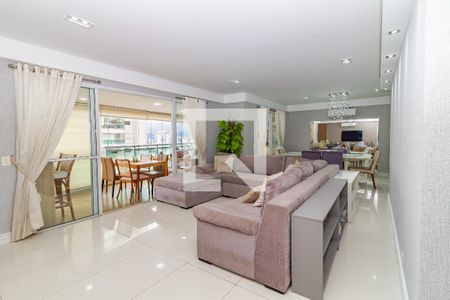 Sala de apartamento à venda com 3 quartos, 185m² em Vila Romana, São Paulo