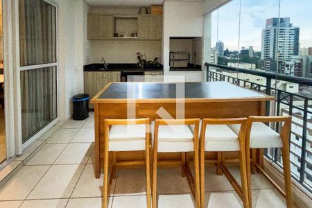 Varanda de apartamento à venda com 3 quartos, 150m² em Pinheiros, São Paulo