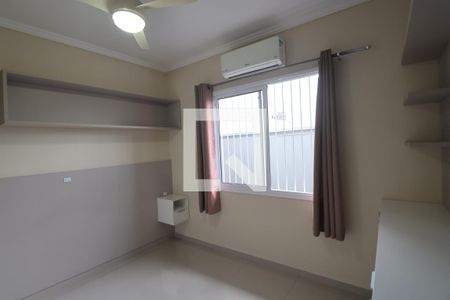 Quarto 2 de casa à venda com 2 quartos, 100m² em Igara, Canoas