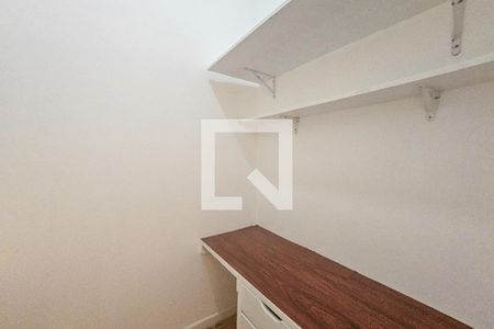 Quarto de casa para alugar com 1 quarto, 60m² em Jardim Guaiuba, Guarujá