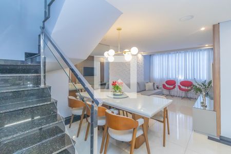 Apartamento à venda com 3 quartos, 210m² em Palmares, Belo Horizonte