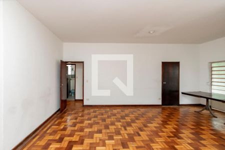 Sala 1 de casa para alugar com 8 quartos, 270m² em Campo Belo, São Paulo