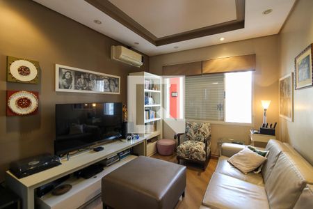 Sala de TV de apartamento à venda com 4 quartos, 190m² em Jardim Paulista, São Paulo