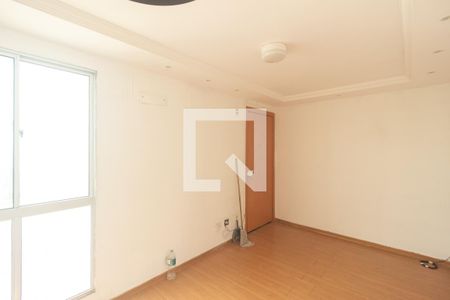 Sala de apartamento para alugar com 2 quartos, 43m² em Cosmos, Rio de Janeiro