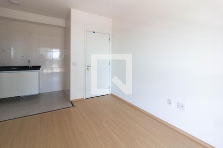 Sala de apartamento para alugar com 2 quartos, 57m² em Vila Camargos, Guarulhos