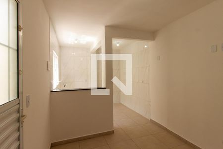 Sala/Cozinha de casa para alugar com 1 quarto, 40m² em Vila Sapopemba, São Paulo