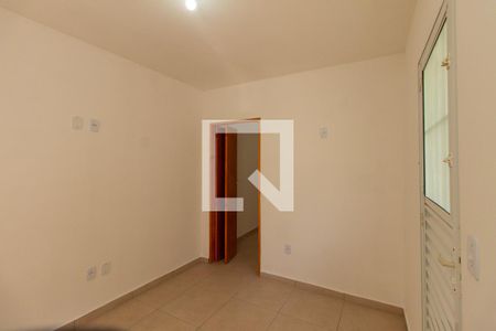 Sala de casa para alugar com 1 quarto, 40m² em Vila Sapopemba, São Paulo