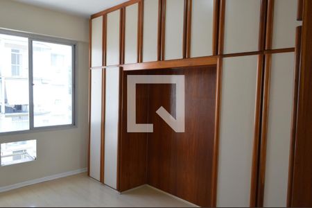 Quarto 1 de apartamento para alugar com 2 quartos, 70m² em Anil, Rio de Janeiro