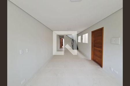 Sala  de casa à venda com 3 quartos, 125m² em Vila Barros, Guarulhos