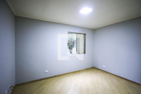 Quarto 1 de apartamento para alugar com 2 quartos, 64m² em Jardim Santa Emilia, São Paulo