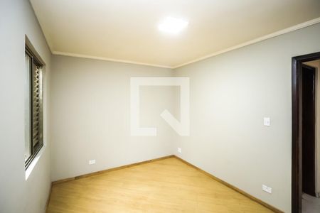 Quarto 1 de apartamento para alugar com 2 quartos, 64m² em Jardim Santa Emilia, São Paulo