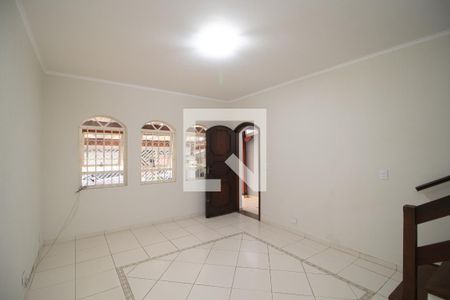 Sala de casa para alugar com 3 quartos, 120m² em Vila Irmaos Arnoni, São Paulo