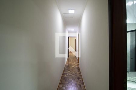 Corredor de casa para alugar com 3 quartos, 120m² em Vila Irmaos Arnoni, São Paulo