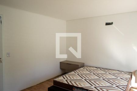 Quarto 1 de casa de condomínio para alugar com 3 quartos, 220m² em Pedra Redonda, Porto Alegre