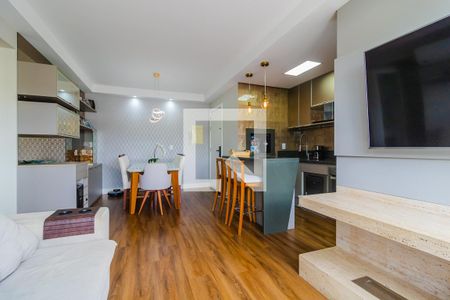 Sala de apartamento à venda com 3 quartos, 107m² em Medianeira, Porto Alegre