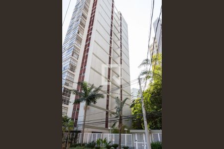 Apartamento à venda com 121m², 3 quartos e 1 vaga Apartamento à venda com 121m², 3 quartos e 1 vagaFachada