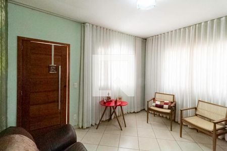 Sala 1 de casa à venda com 4 quartos, 361m² em Heliópolis, Belo Horizonte