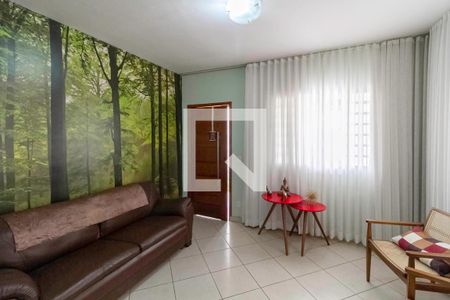 Sala 1 de casa à venda com 4 quartos, 361m² em Heliópolis, Belo Horizonte